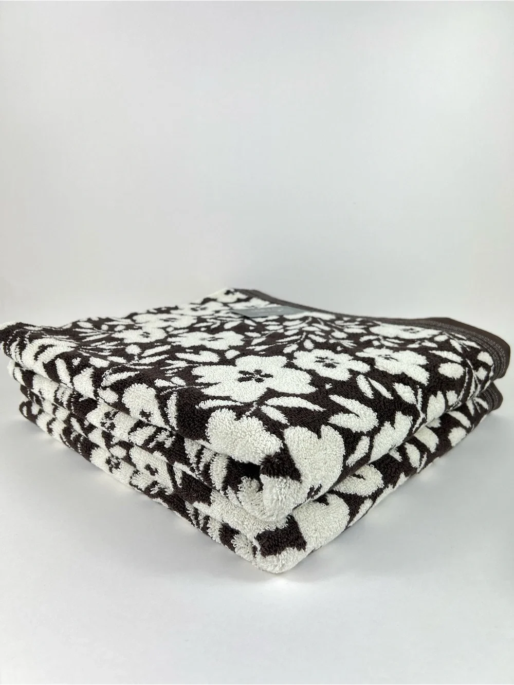 Loft by Loftex Bath Towels Bold Floral Brown Cream Soft 100% Cotton 2 Pc NEW